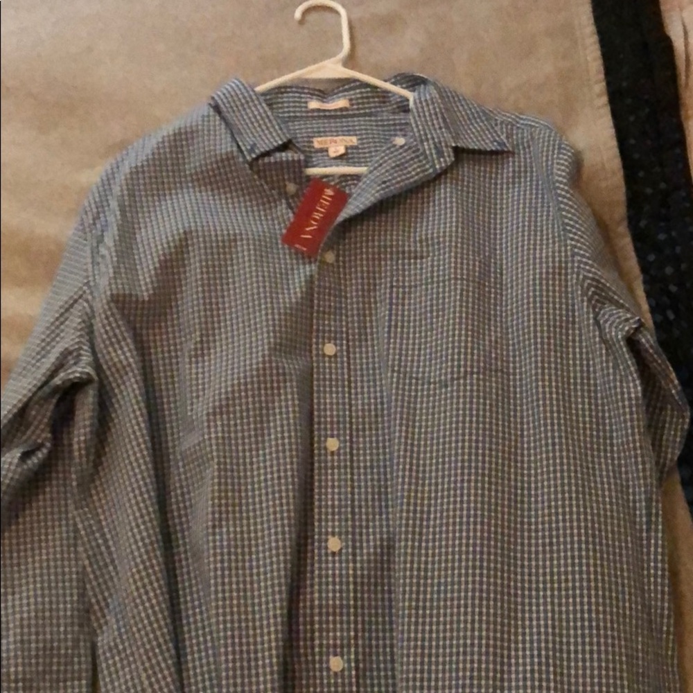 Medina men’s button down size L Brand new